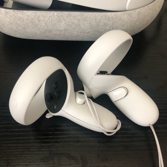 Oculus quest 2 - Picture 2 of 3